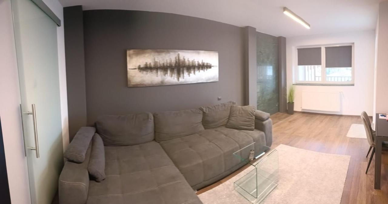 New Apartment Apartament Modern Recent Construit Modern Ujepitesu Tarsashazi Lakresz Меркуря-Чук Экстерьер фото